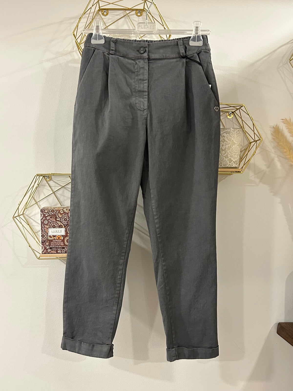 PANTALONI CHINO CON RISVOLTO ALLA CAVIGLIA