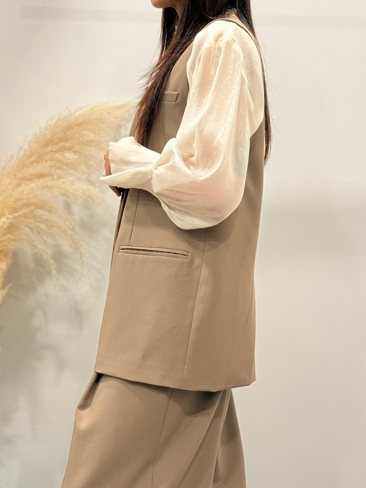 GILET LUNGO CON INSERTO AL COLLO (variante colore)