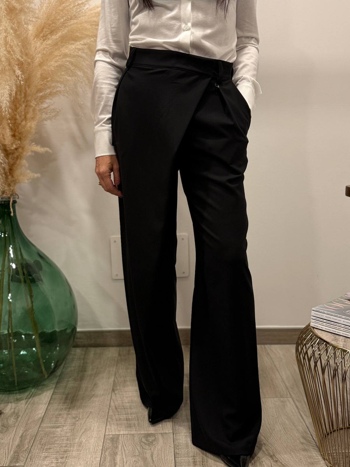 PANTALONE GAMBA LARGA INCROCIATO (variante colore)