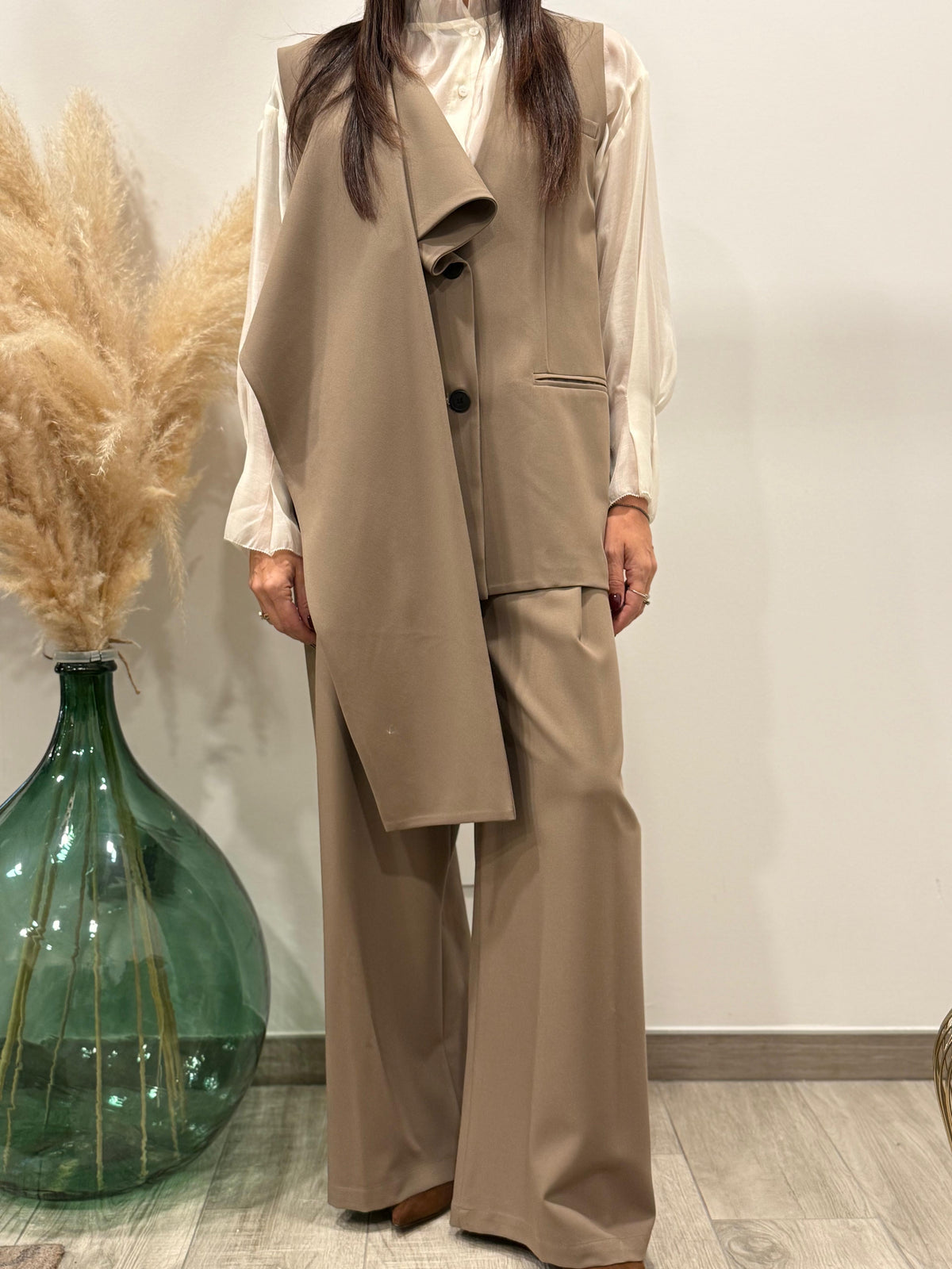 PANTALONE GAMBA LARGA(variante colore)