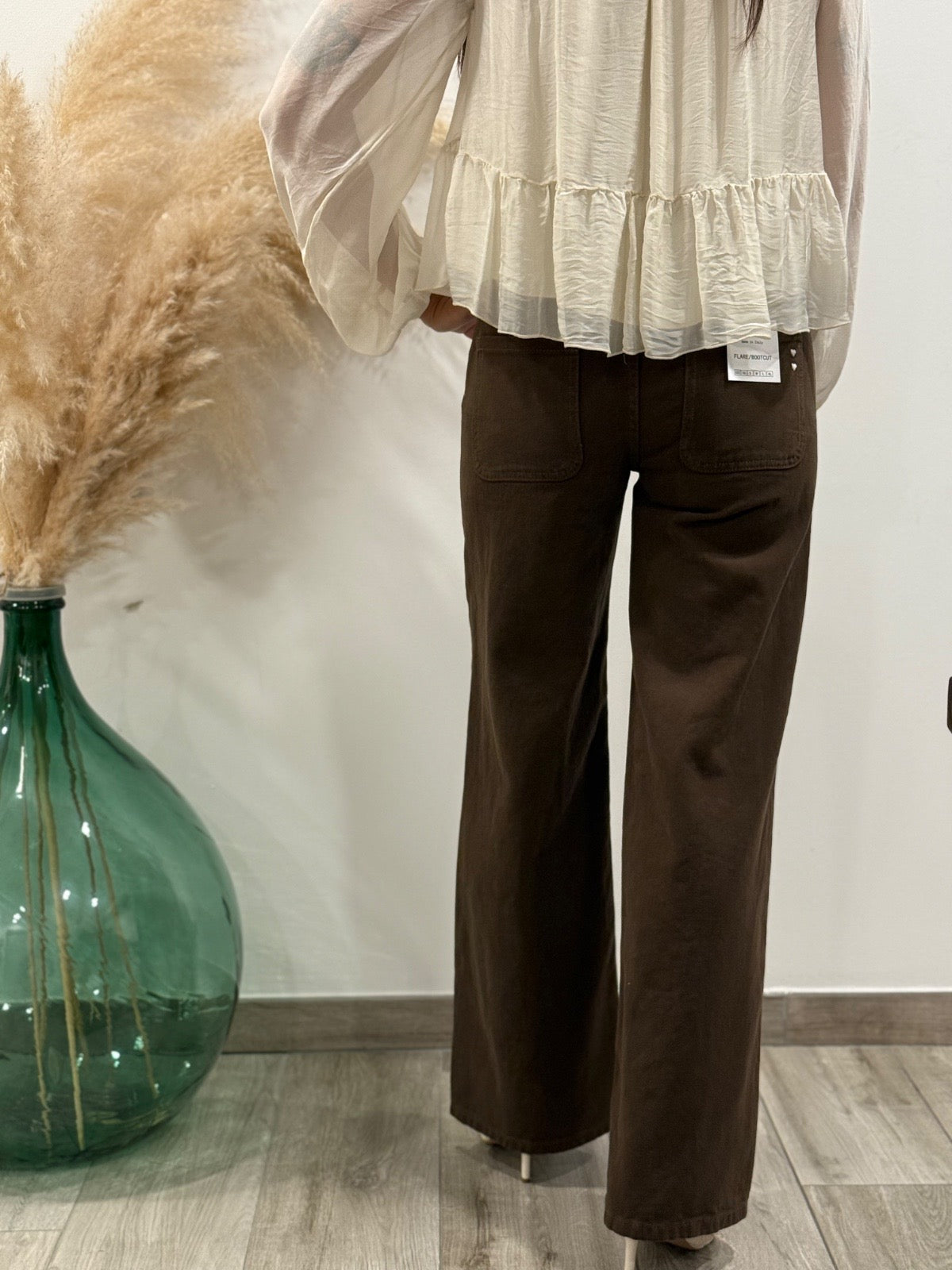 JEANS GAMBA LARGA (variante colore)