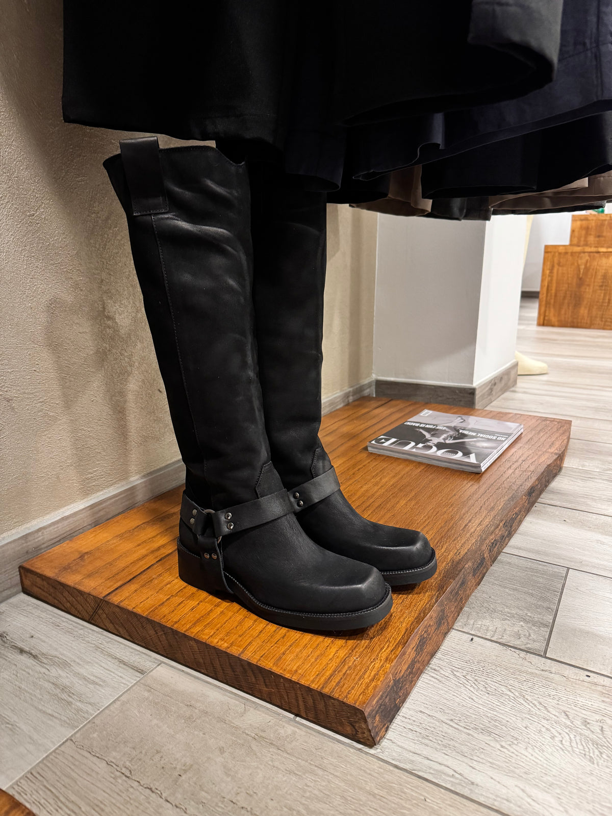 BIKER NABUK CON FIBBIA (variante colore)