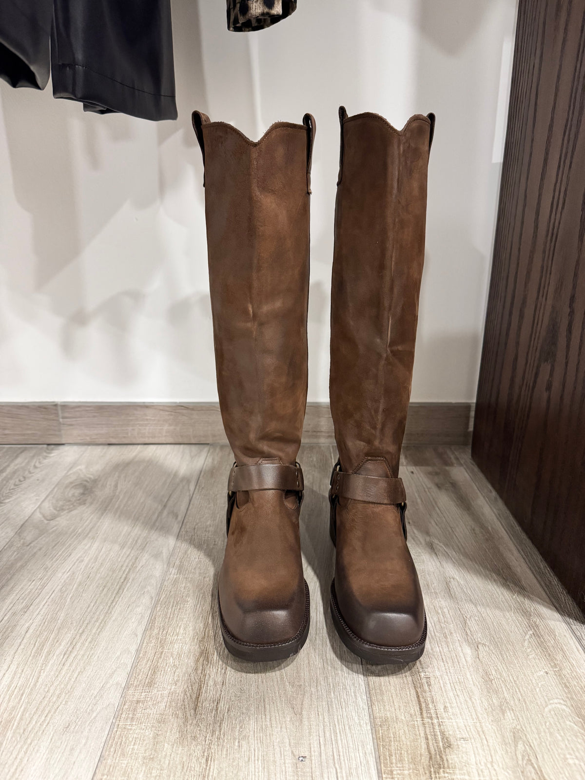 BIKER NABUK CON FIBBIA (variante colore)