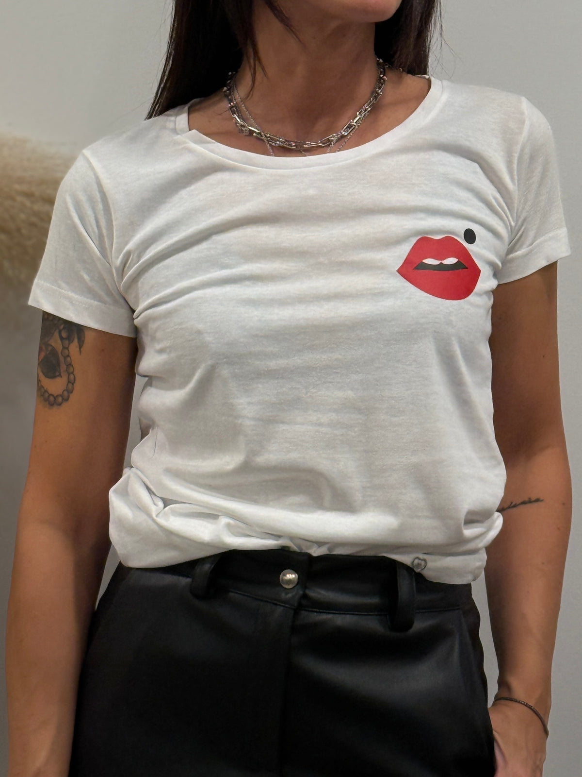 T-SHIRT KISS (variante colore)